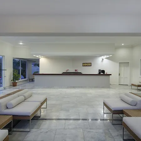 Larissa Club Otel